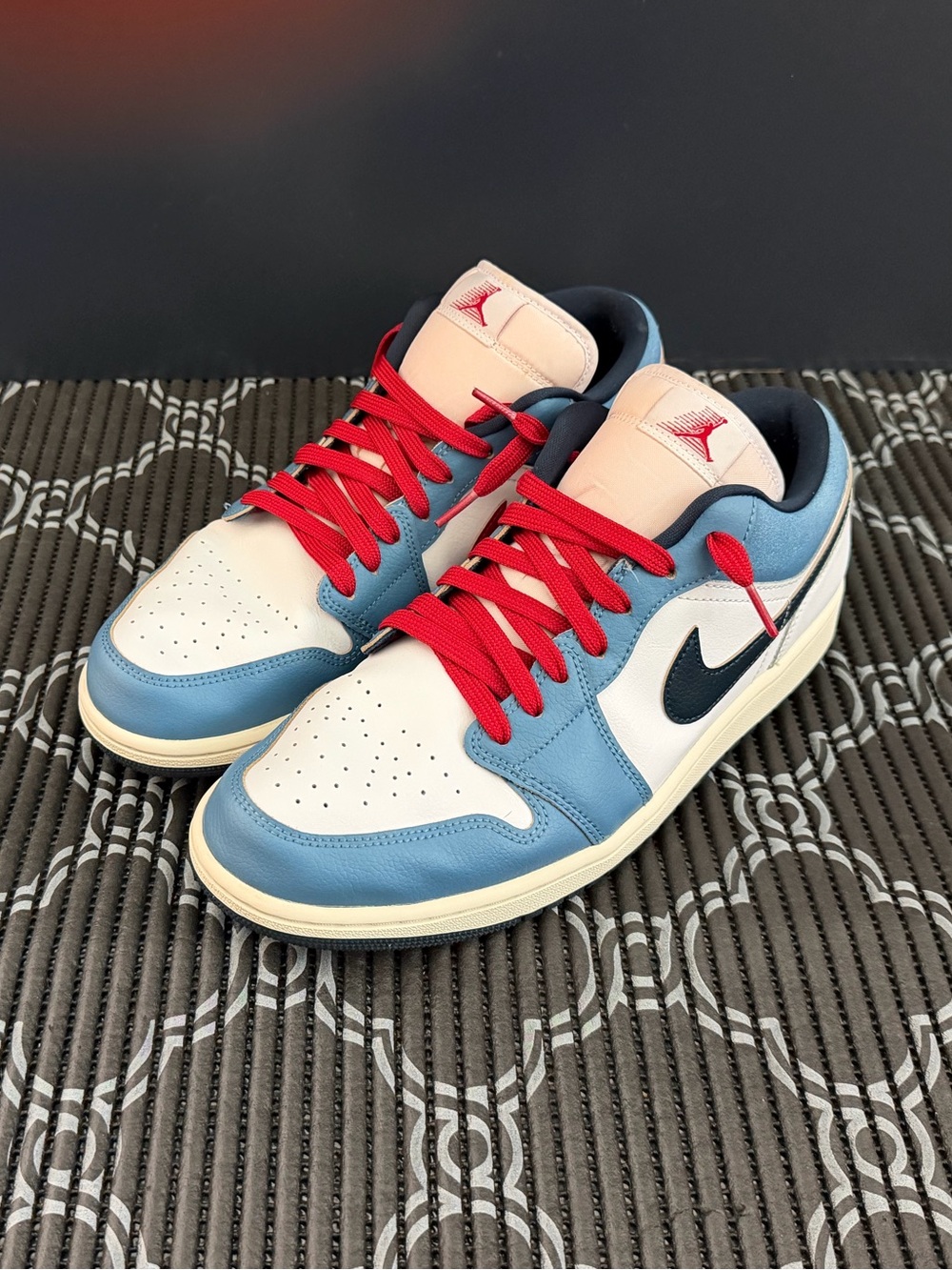 Jordan 1 Low (Armory Navy) HM3711-144